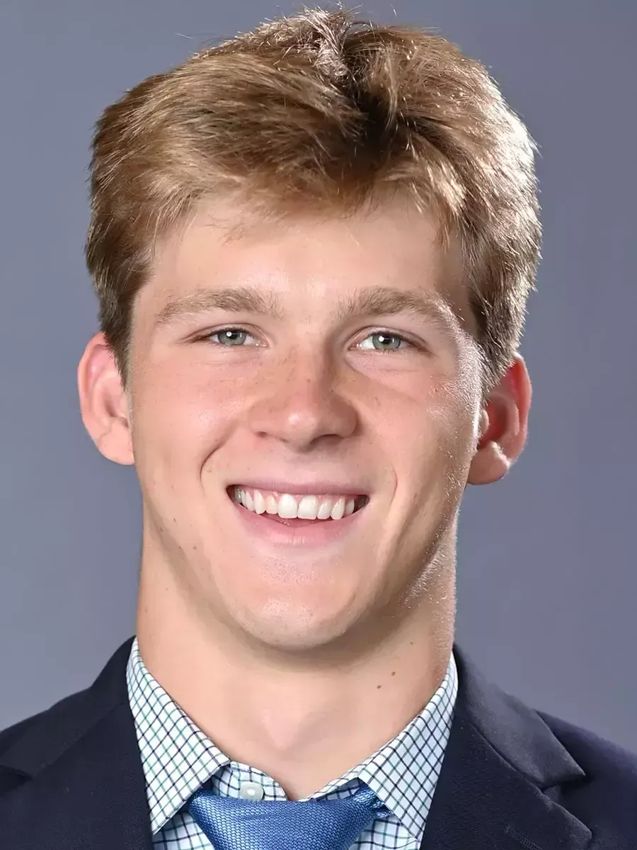 Sullivan Labno, Swimming & Diving, College of the Holy Cross