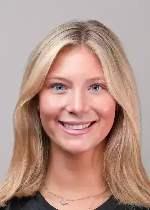 Avarie Adams, Volleyball, undefined