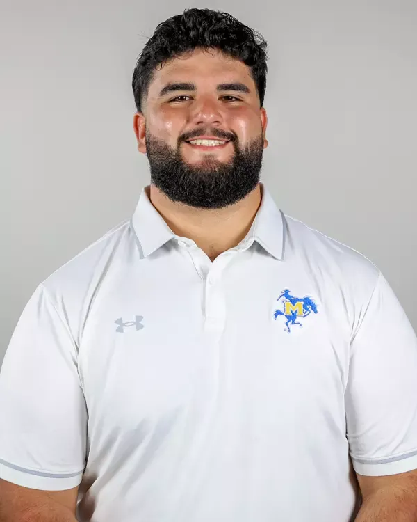 Arthur Avila, Football, undefined
