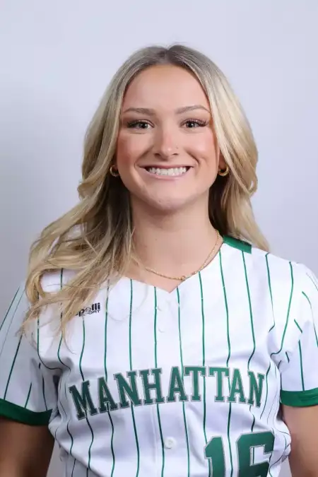 Adriana Giomi, Softball, Manhattan University