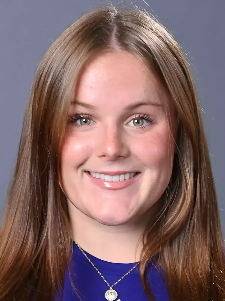 Lily Mitchell, Swimming & Diving, College of the Holy Cross