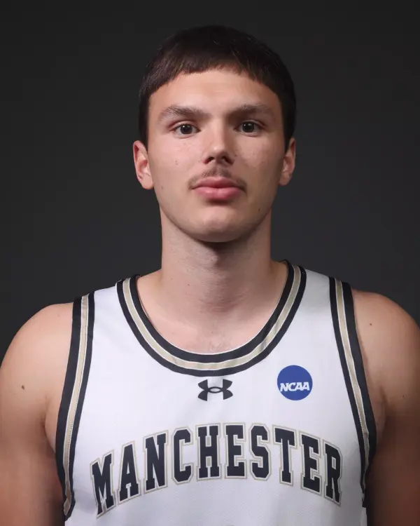 Jason Kobe, Basketball, Manchester University