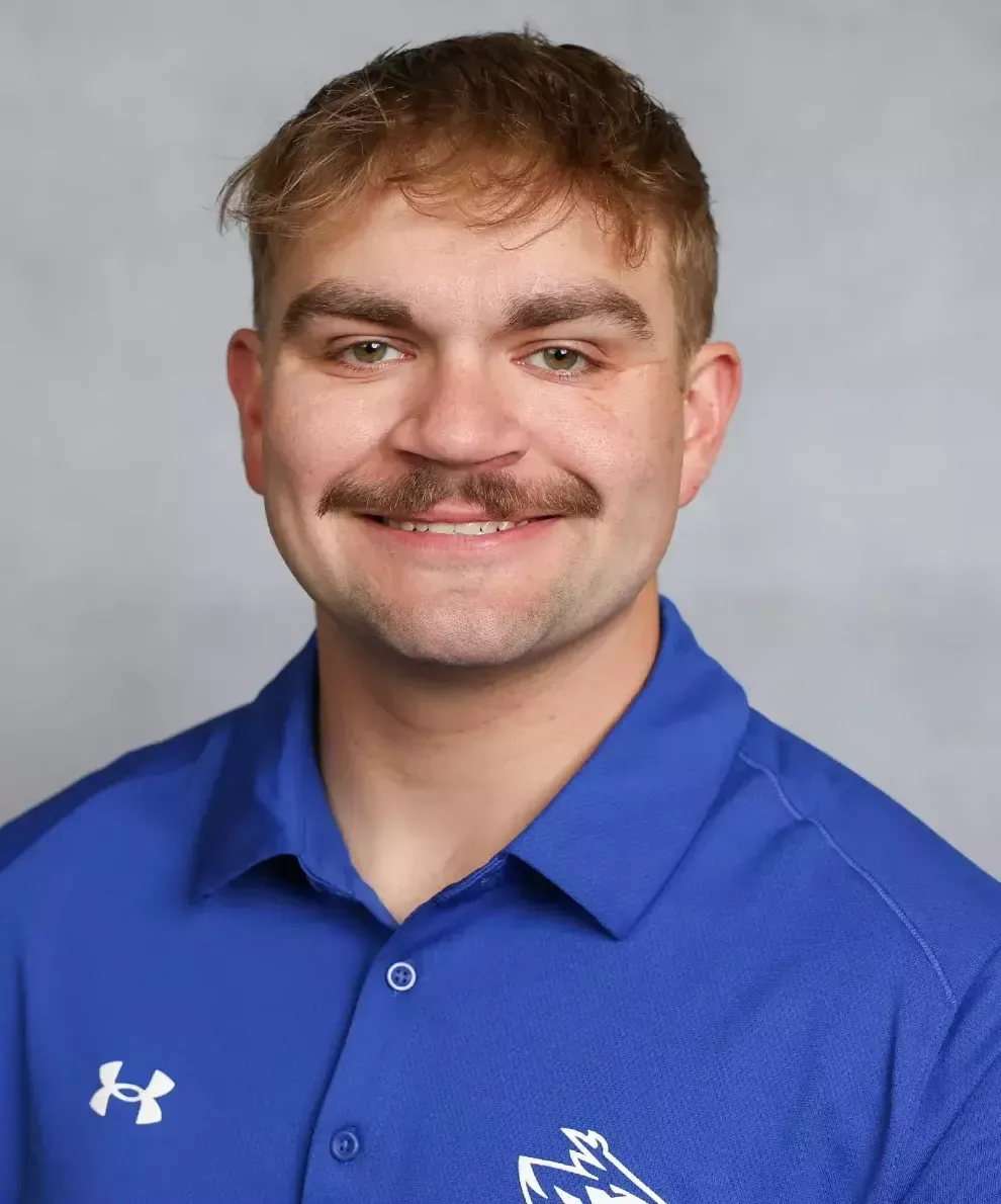 Dalton Snodgrass, Football, undefined
