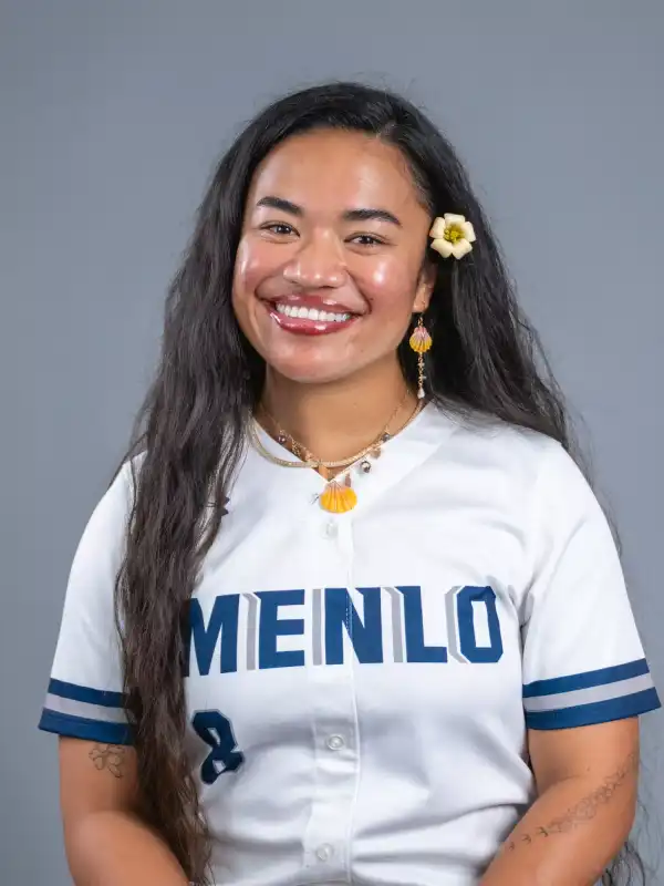 Tacia Kahalewai, Softball, Menlo College