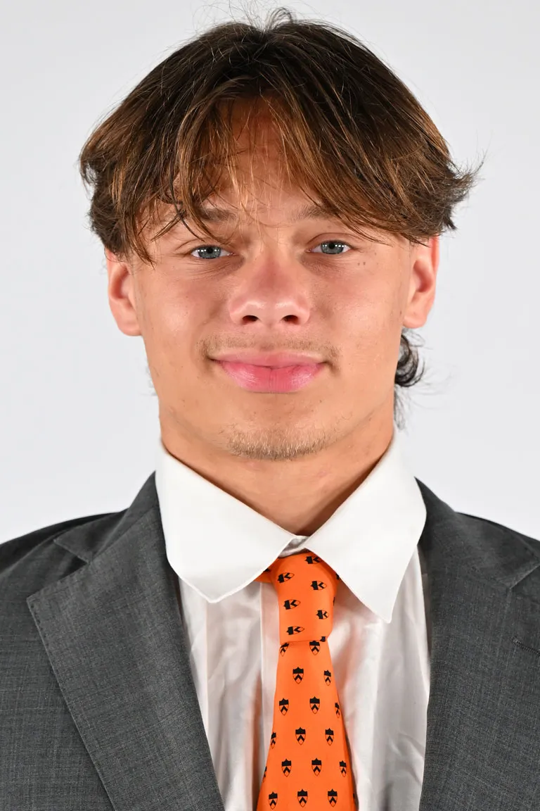 Kyler Ronquillo, Football, undefined