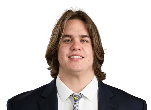 Brady Norton, Football, undefined