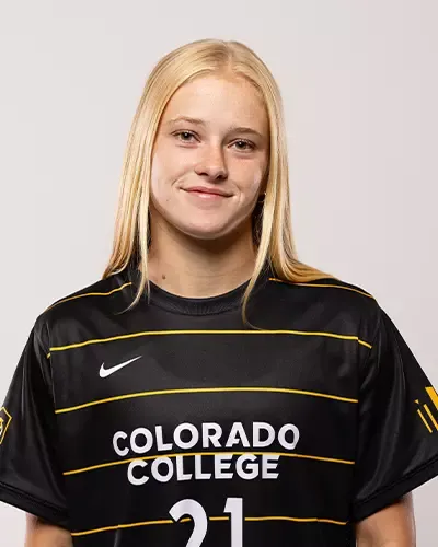 Finley Schoenbeck, Soccer, undefined