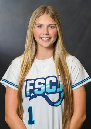 Lindsey Randall, Softball, undefined