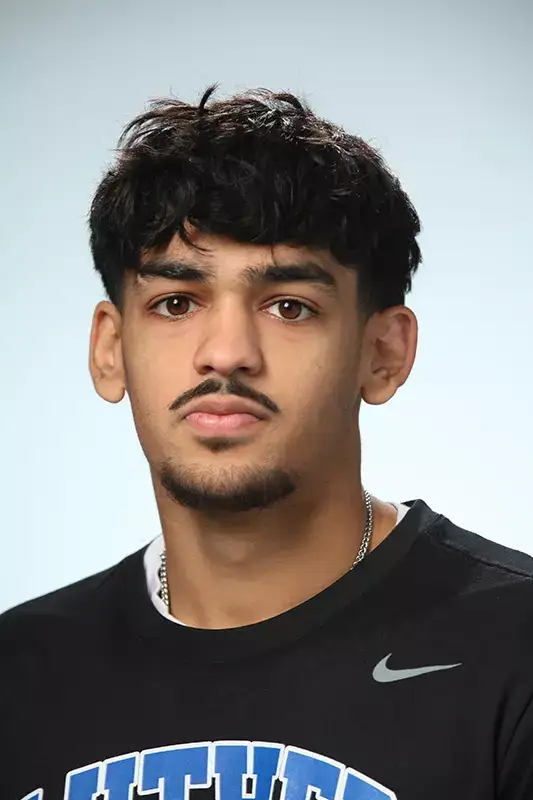 Rahul Minocha, Basketball, Luther College