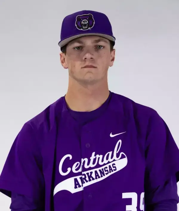 Aden Velasquez, Baseball, University of Central Arkansas