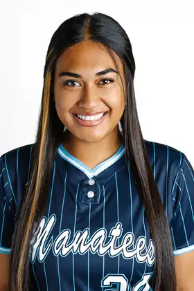 Kierstyn Aumua, Softball, undefined