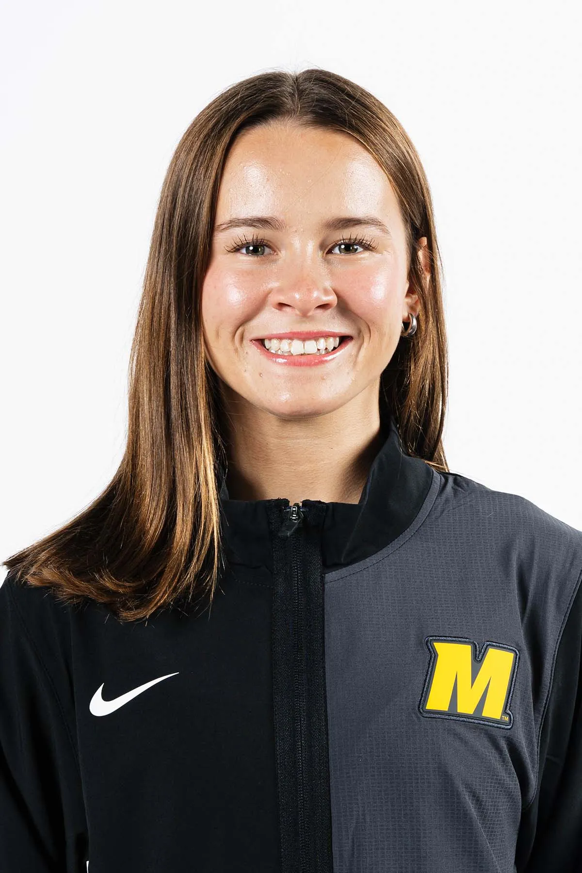 Mia Henninger, Swimming & Diving, undefined