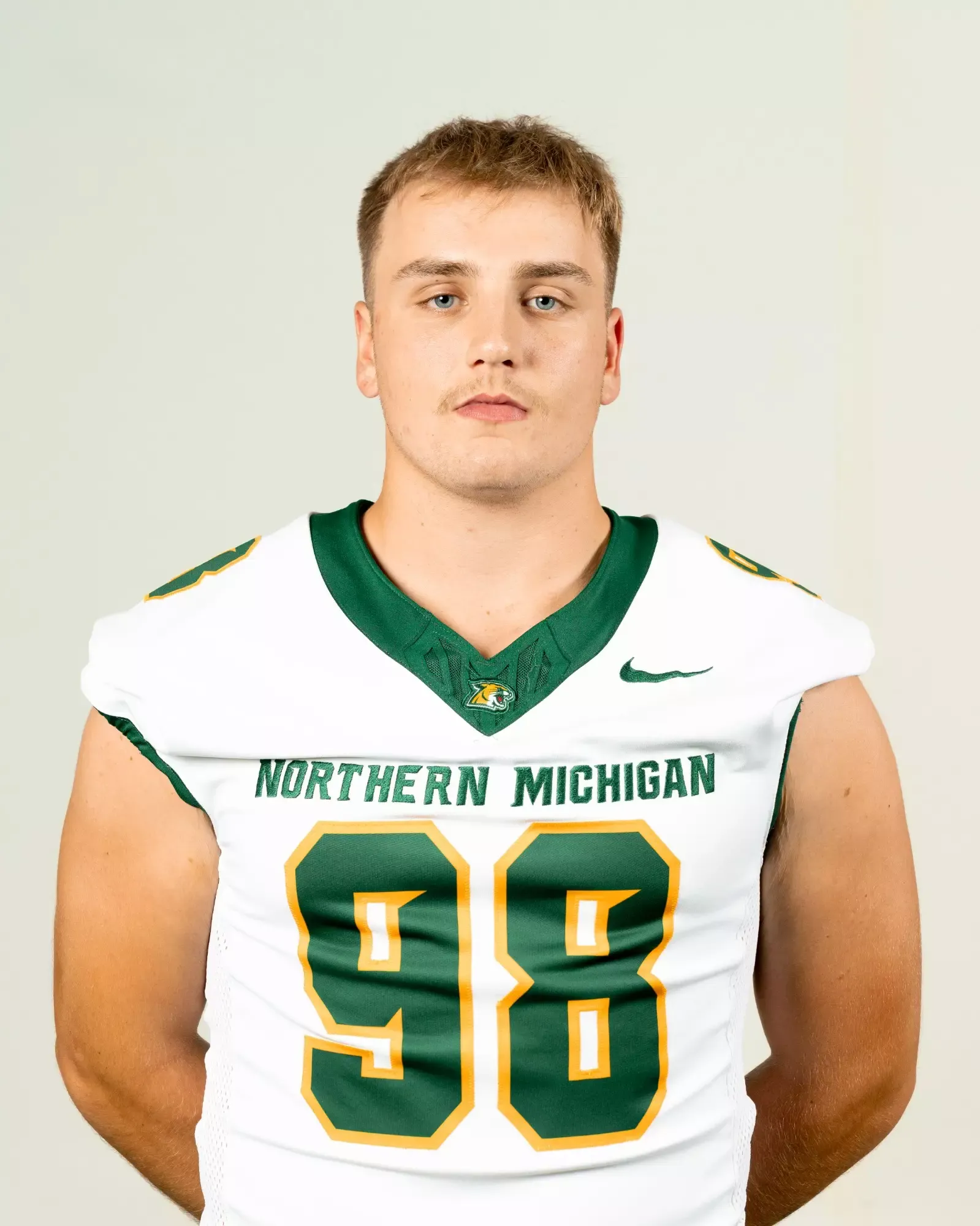 Eli VanBuren, Football, undefined