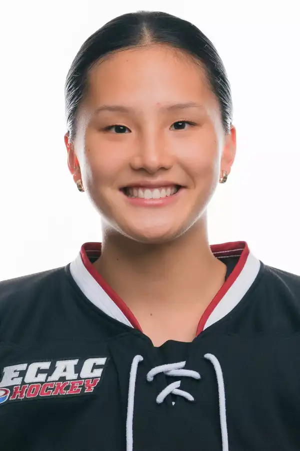 Annie Sun, Hockey, Harvard University