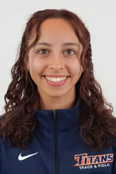 Bella Smith, Track and Field (O), California State University, Fullerton