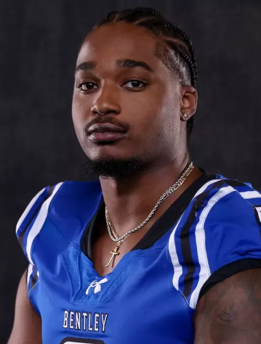 Isaiah Gomes, Football, Bentley University
