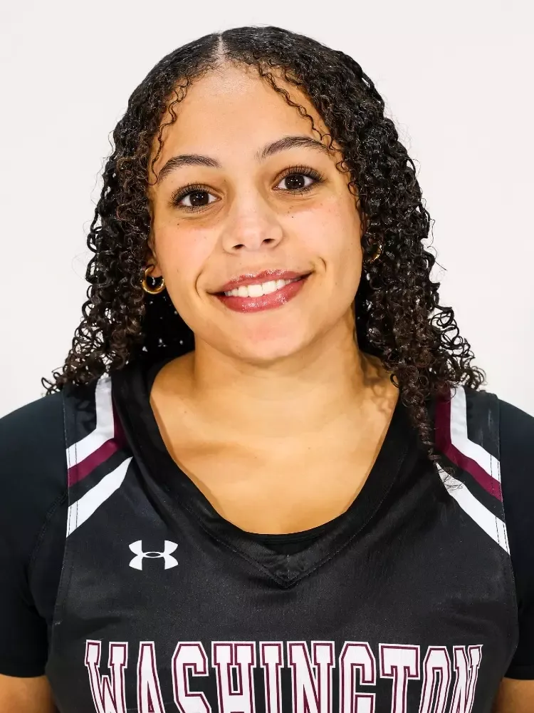 Amaya Cash, Basketball, Washington College