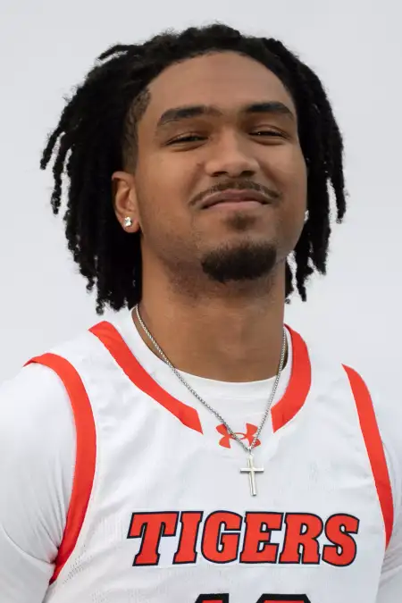 Nigel Pierman, Basketball, Rochester Institute of Technology