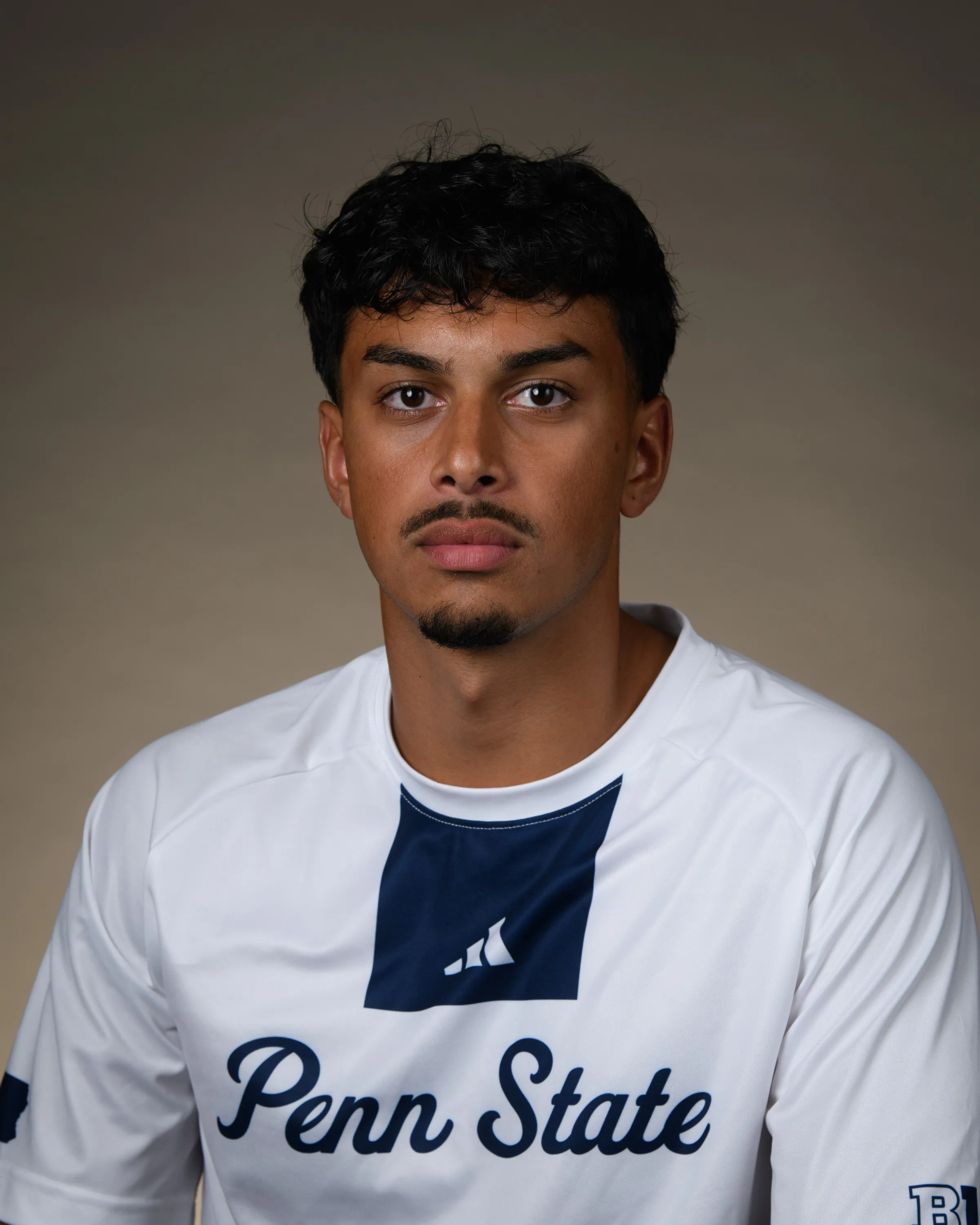 Joven Mann, Soccer, Pennsylvania State University