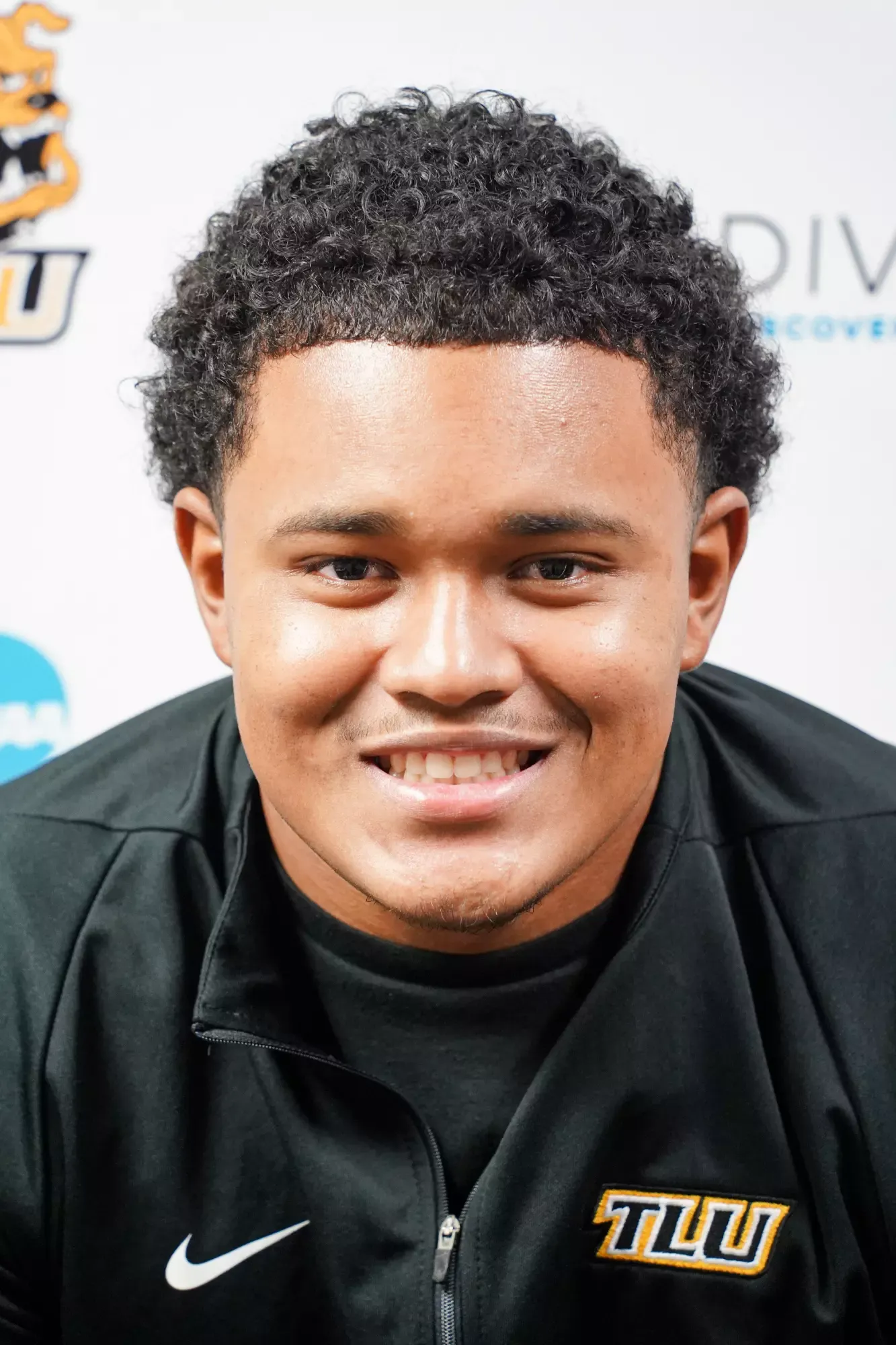 Cyelan Whitley, Football, Texas Lutheran University