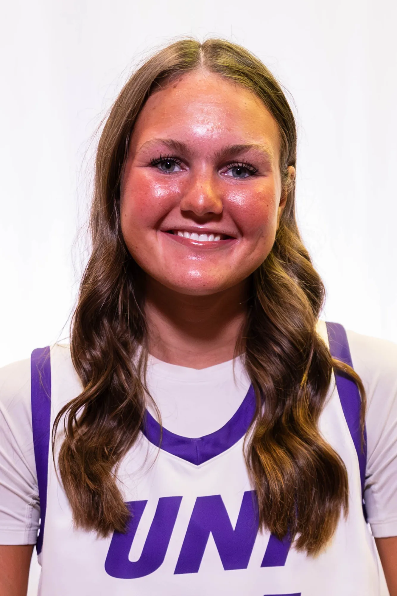 Emily Larsen, Basketball, undefined