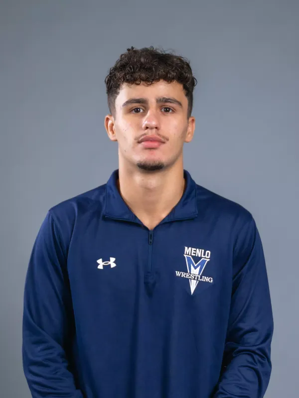 Ethan Benichou, Wrestling, Menlo College