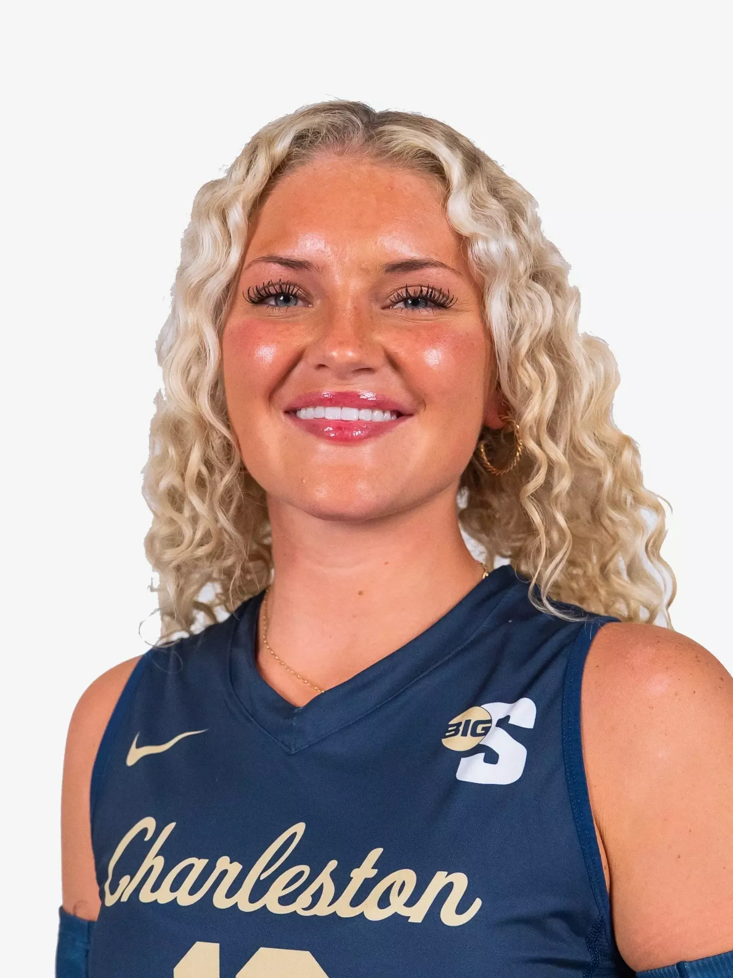 Ava Pitzer, Volleyball, undefined
