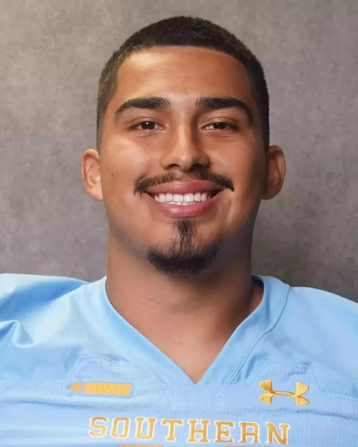 Aiden Valdez, Football, undefined