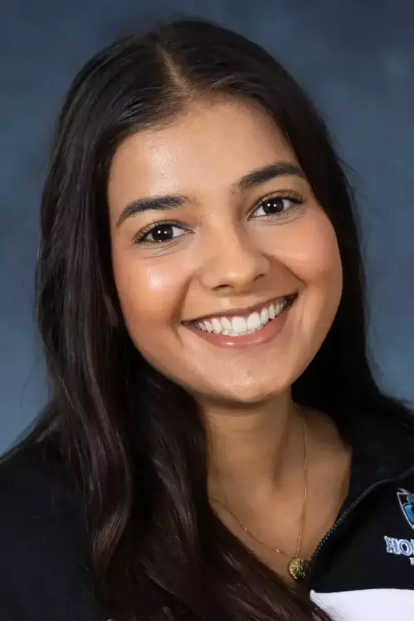 Maya Balakumaran, Fencing, Johns Hopkins University
