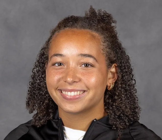Eva Nixon, Swimming & Diving, Bowling Green State University