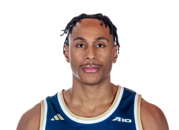 Rafael Castro, Basketball, George Washington University