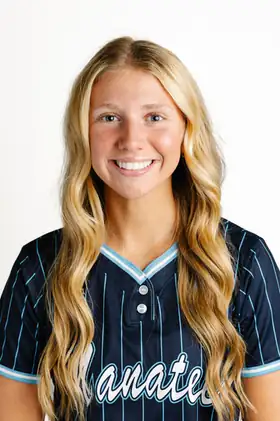 Mia Macaione, Softball, undefined