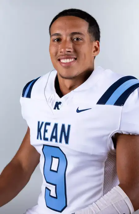 Steven Cruz, Football, Kean University