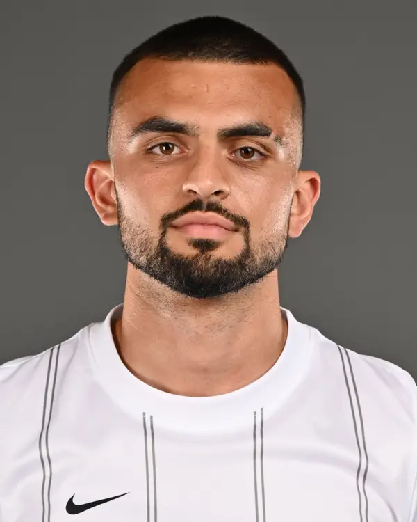 Efraims Valutadatils, Soccer, Xavier University