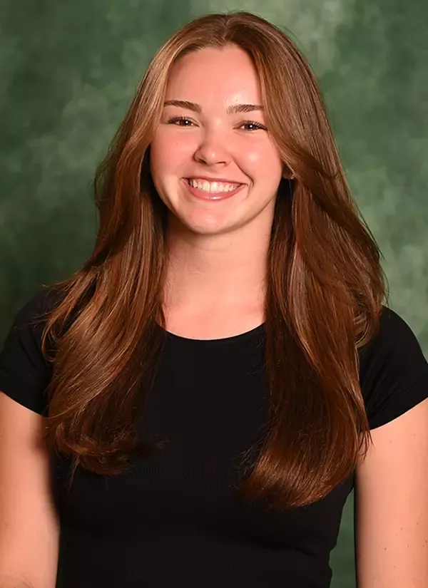 Ryann Ellefsen, Swimming & Diving, Le Moyne College