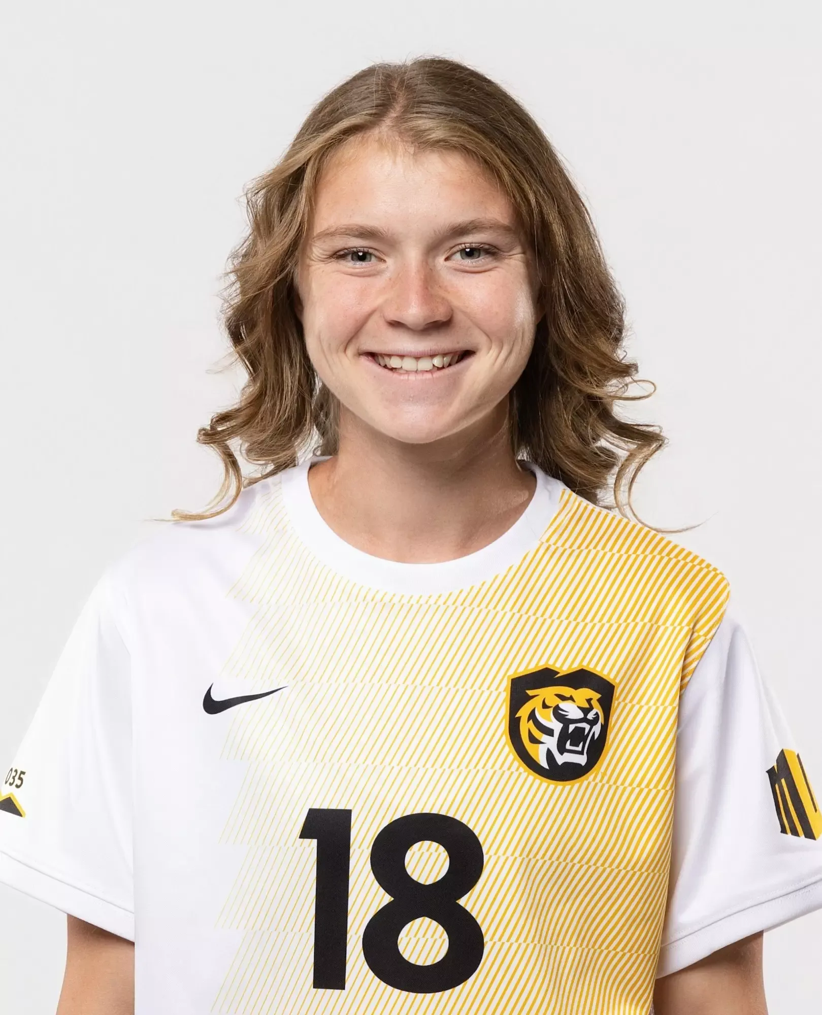 Bella Stewart, Soccer, Colorado College