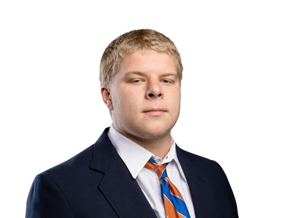 Zach Holmes, Football, undefined