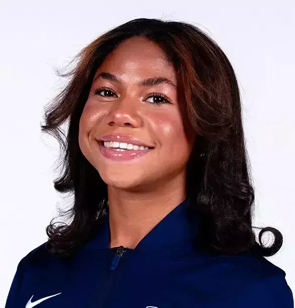 Alianna Valdez, Gymnastics, Utah State University