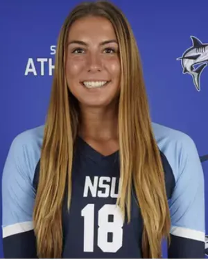 Ella Kern, Volleyball, undefined