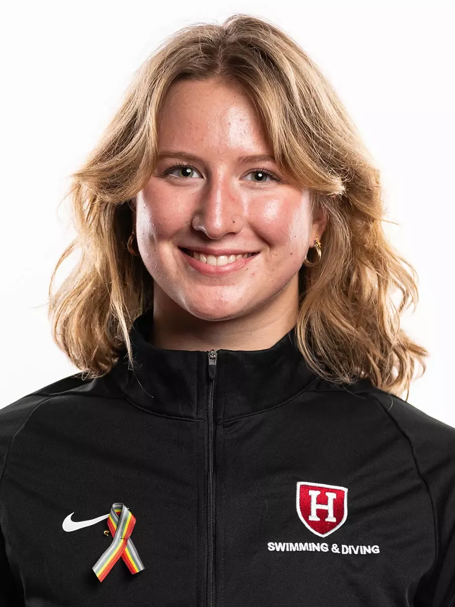 Samantha Holtz, Swimming & Diving, Harvard University