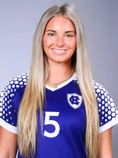 Caroline Walbridge, Soccer, College of the Holy Cross