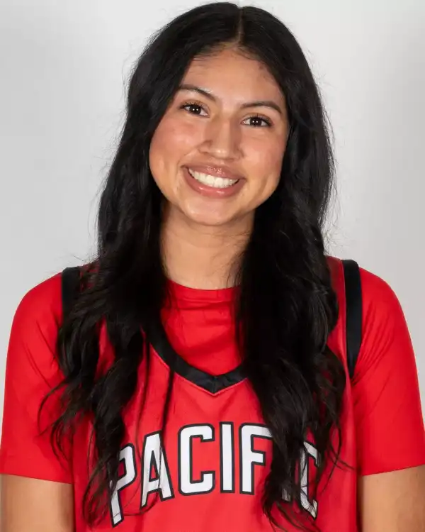 Karina Franco, Basketball, Pacific University