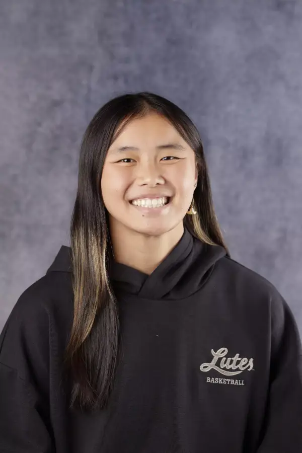 Kristie Kagawa, Basketball, Pacific Lutheran University