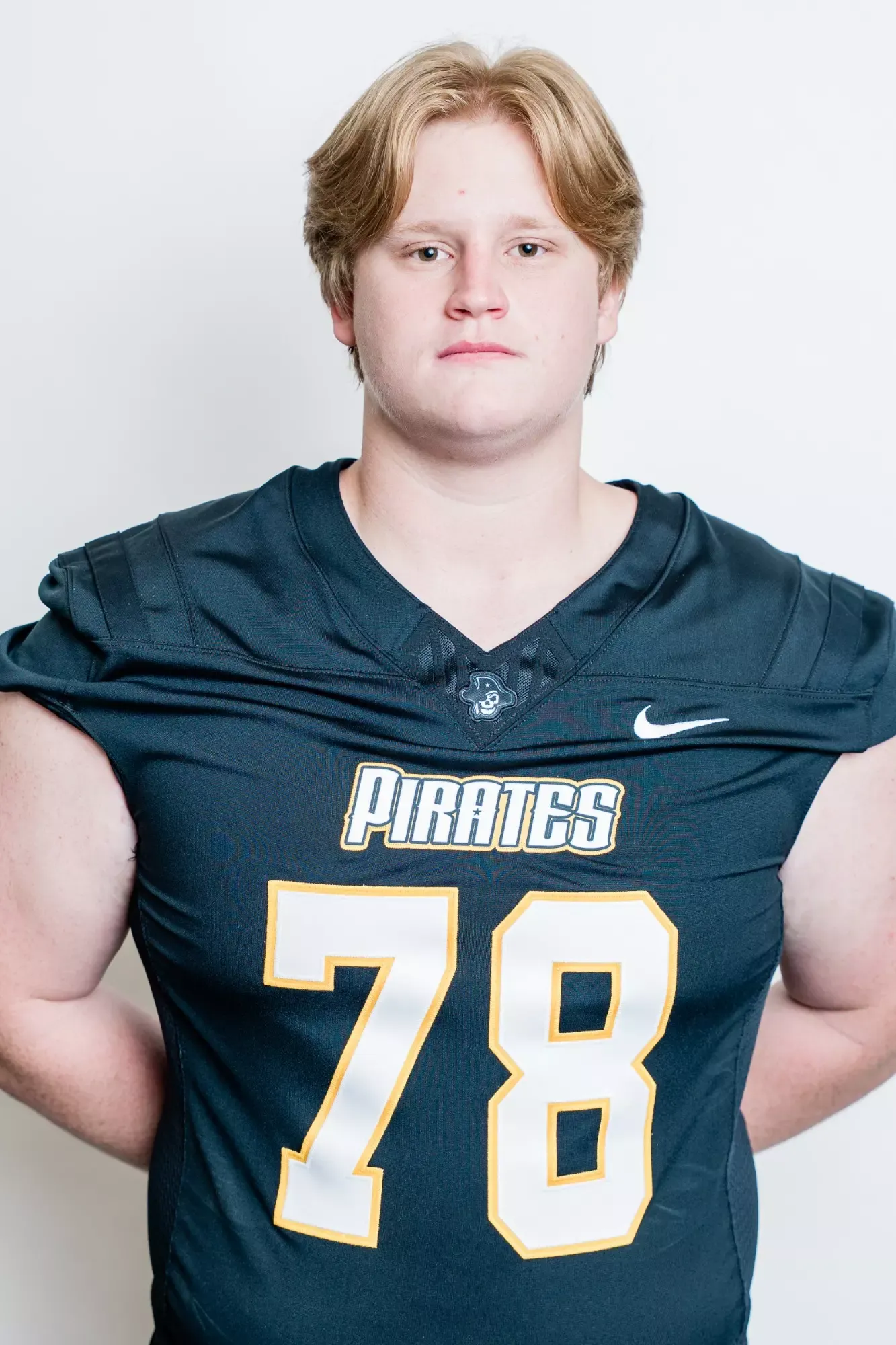 Connor Moomaw, Football, undefined