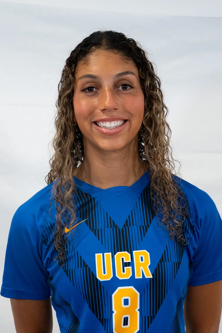 Juliet Savage, Soccer, University of California, Riverside