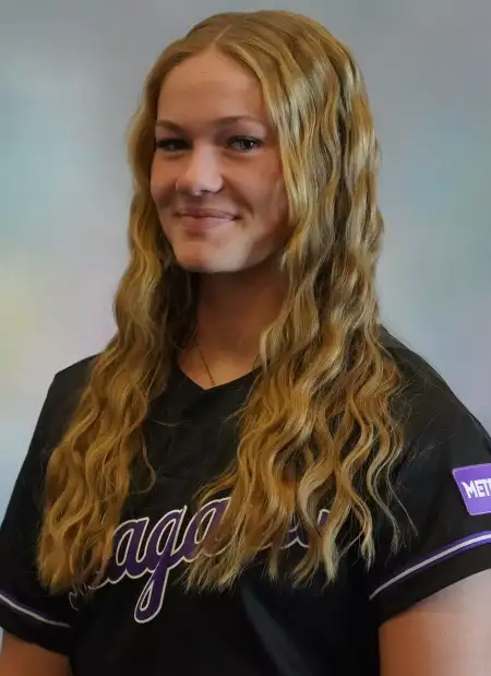 Abbey Steen, Softball, Niagara University