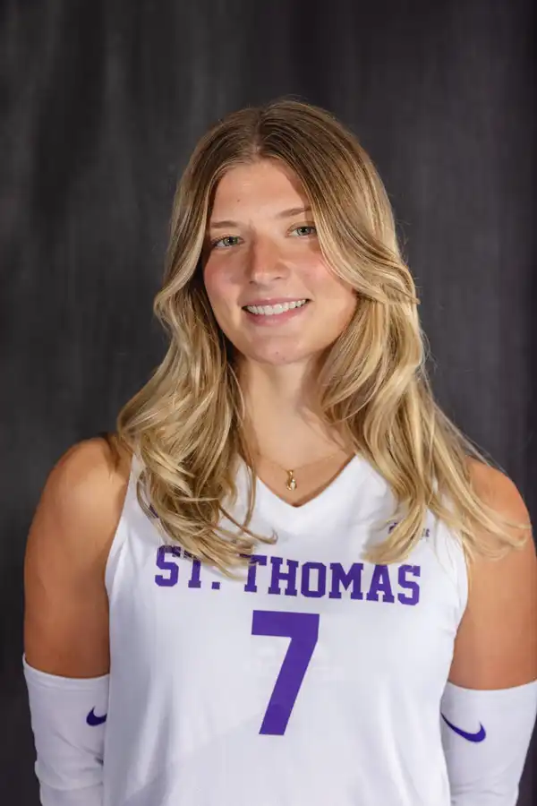 Ellie Gustafson, Volleyball, University of St. Thomas