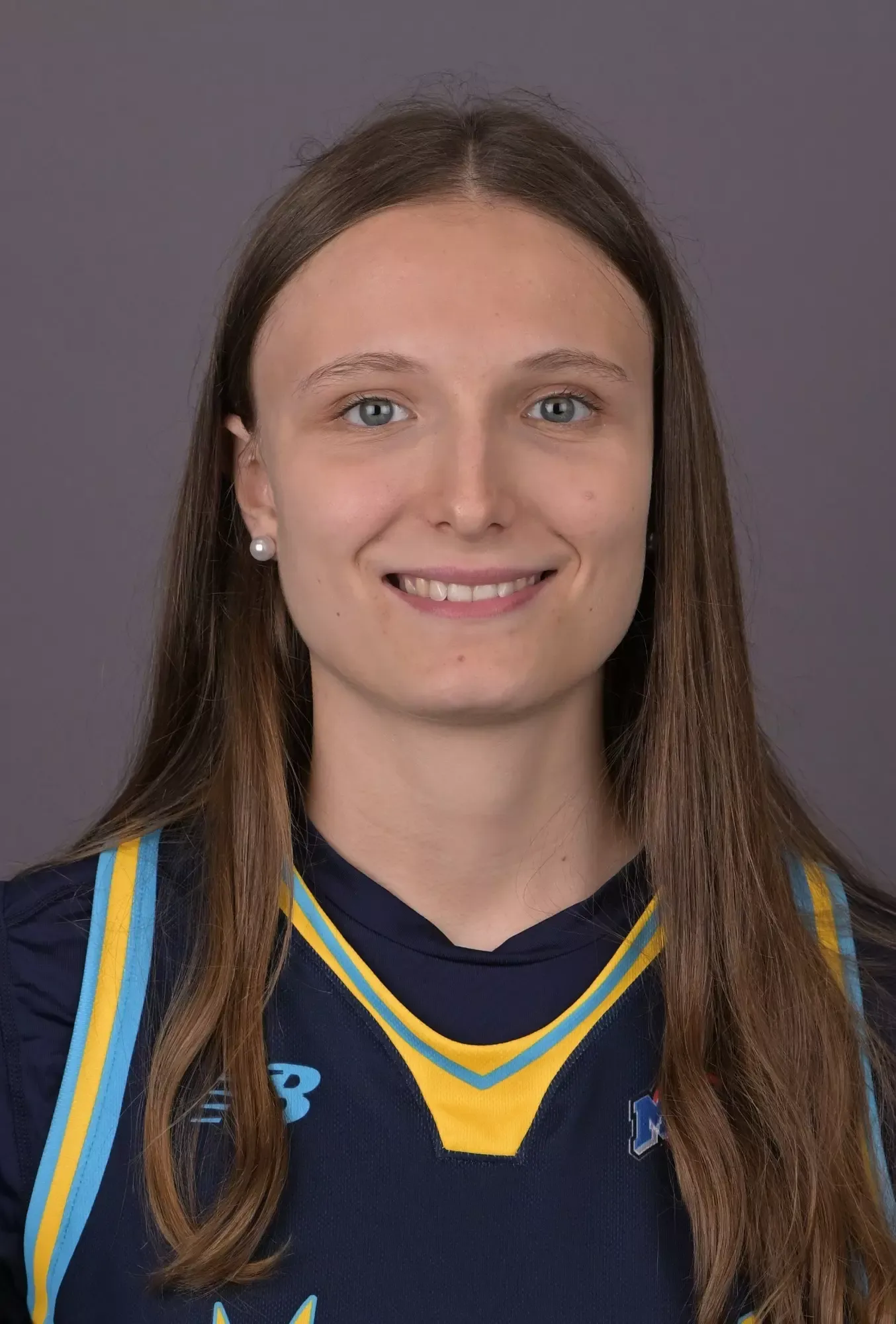 Claudia Crespo, Basketball, undefined