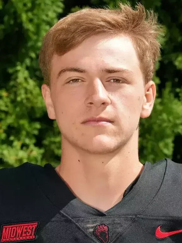 Zachary Bennett, Football, undefined