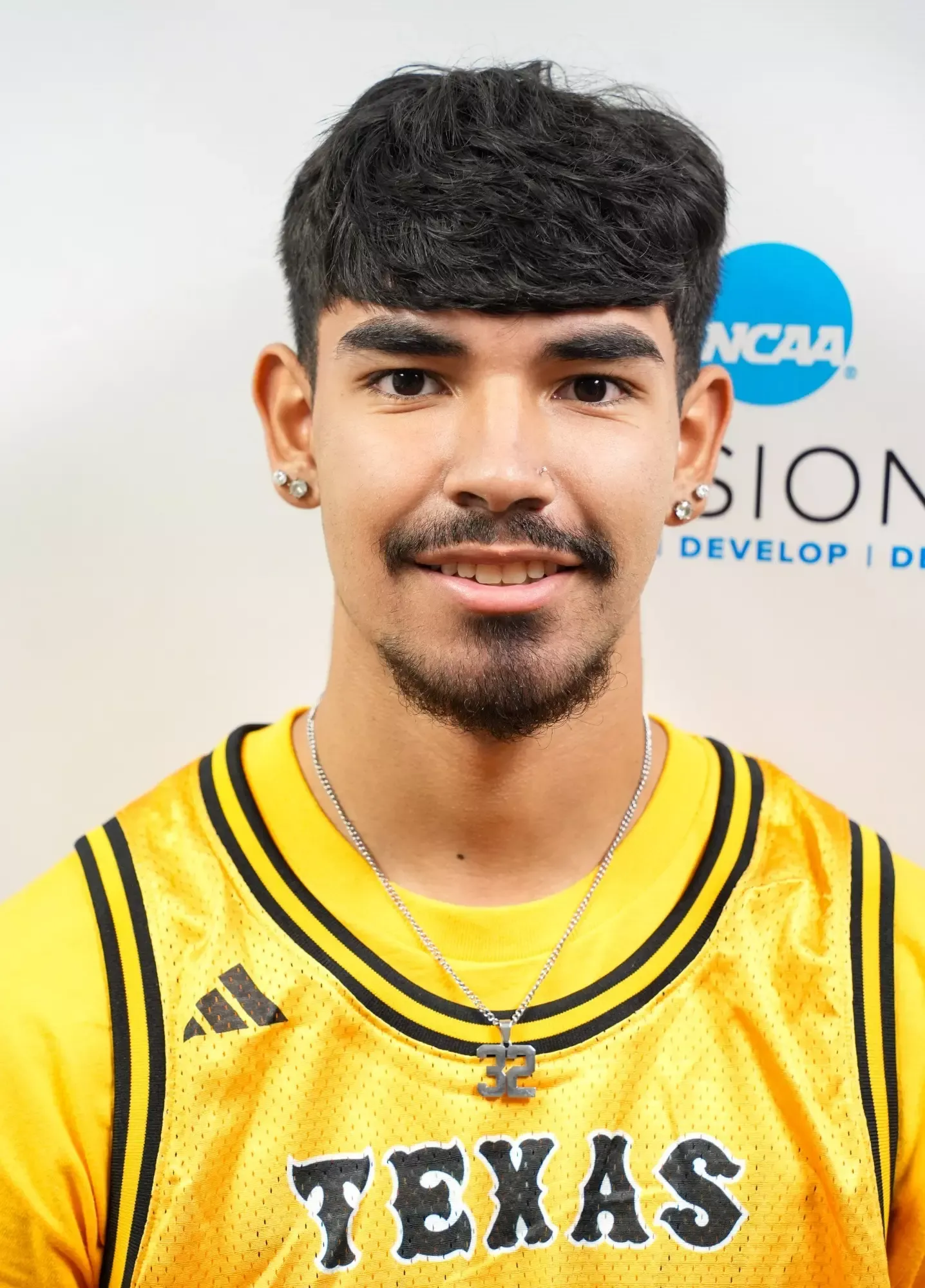 Aaron Garcia, Basketball, Texas Lutheran University